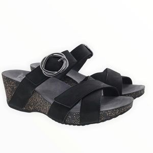 DANSKO Womens Susie Milled Nubuck Sandals